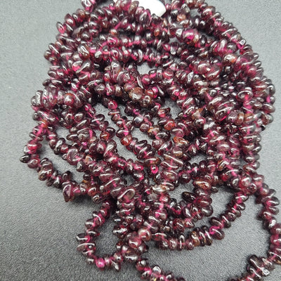 Garnet Chip Necklace 36"