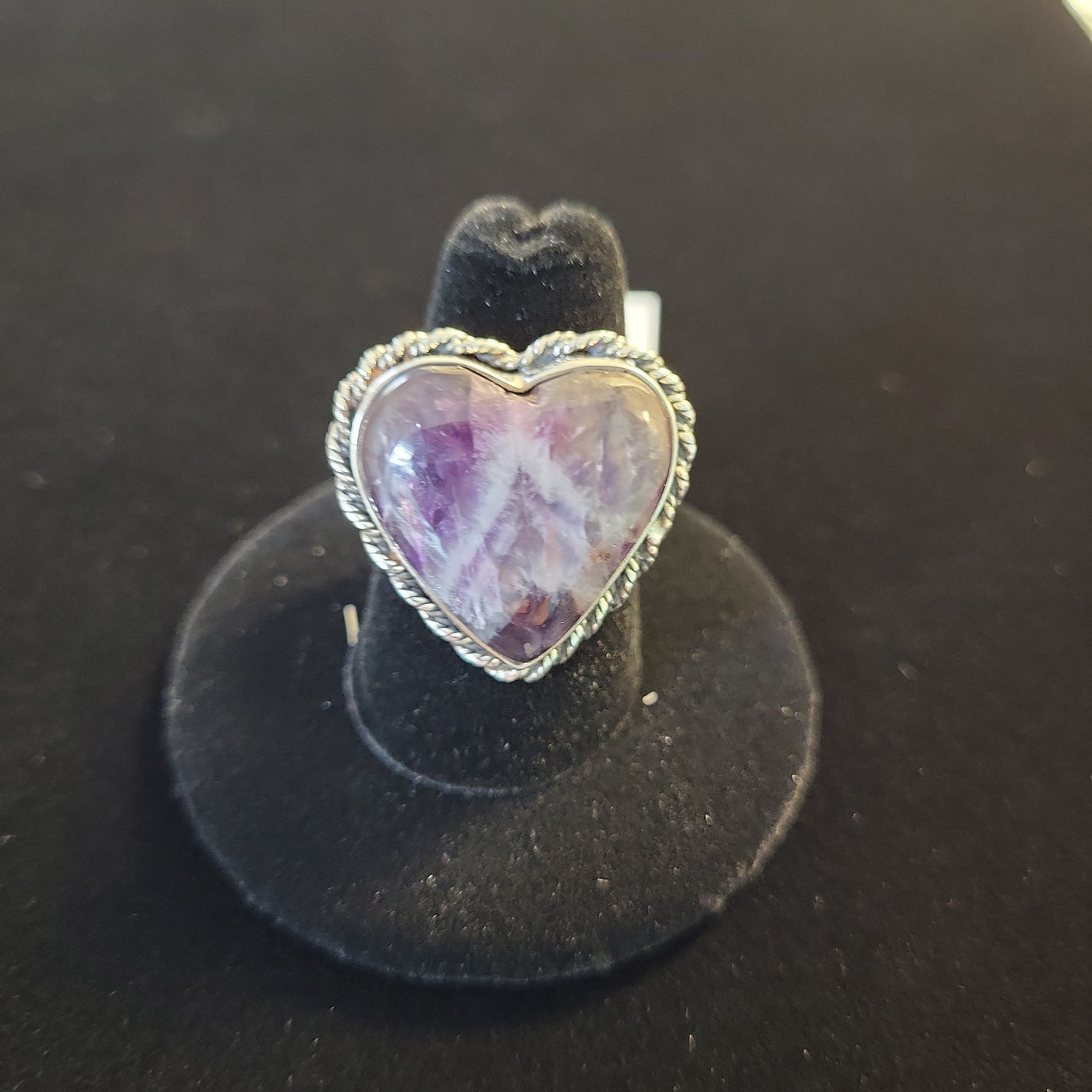 Sz8 Chevron Amethyst Heart Ring 925 Sterling Silver