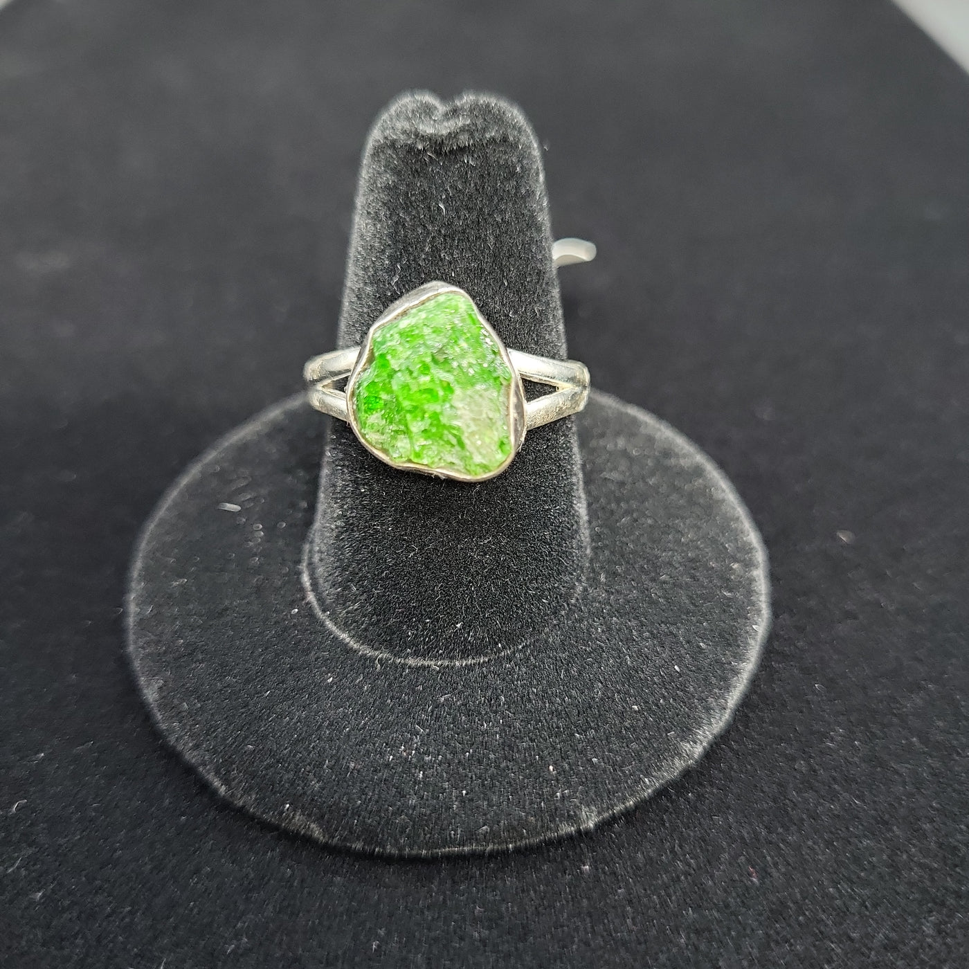 Sz9.5 Chrome Diopside Freeform Ring 925 Sterling Silver