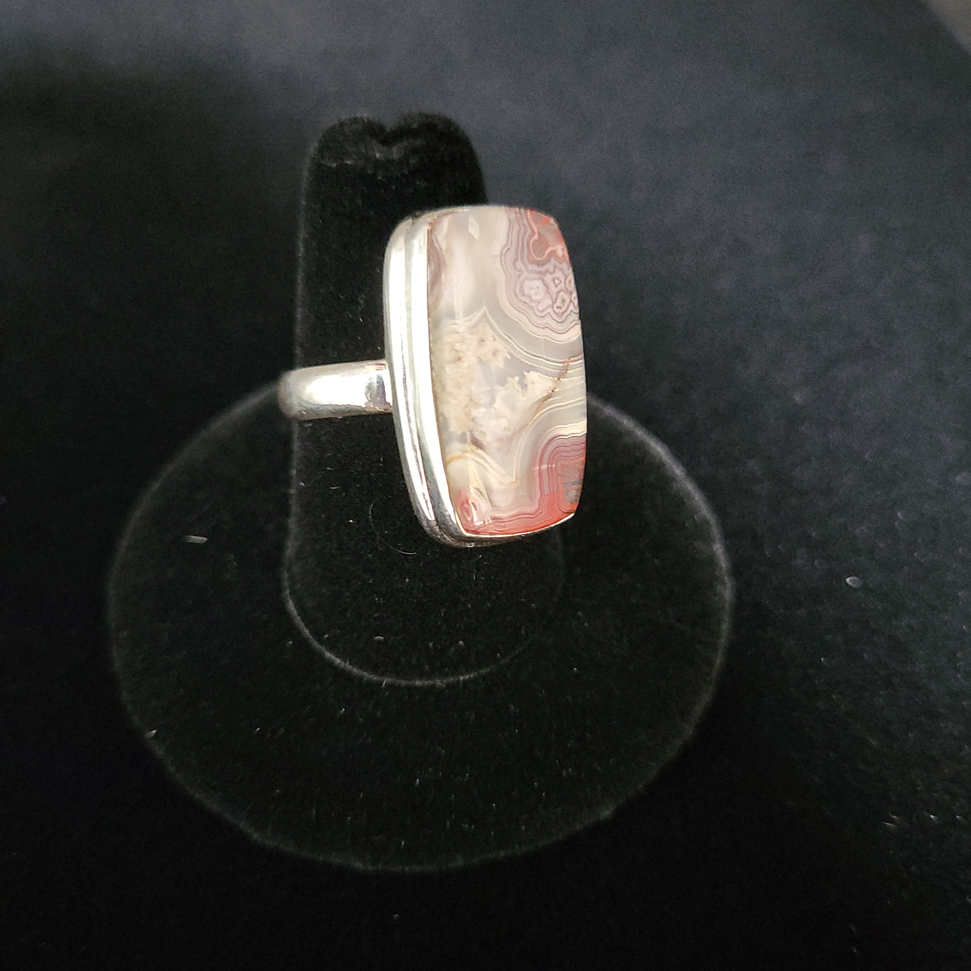 Sz8 Crazy Lace Agate Rectangle Ring .85"L Sterling Silver