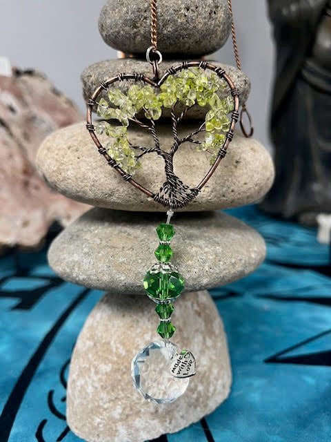 Gr Aventurine Metal Heart with Tree of Life Stones Suncatcher