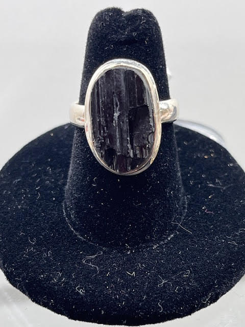 7-Black Tourmaline Raw Oval Shape Sterling Silver Ring Size 7