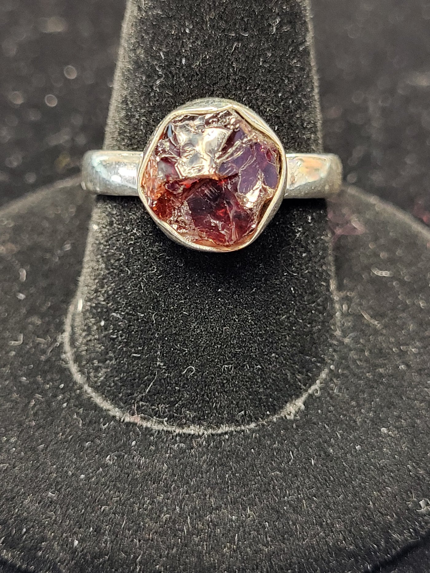 9 Garnet Freeform Sterling Silver Ring Size 9