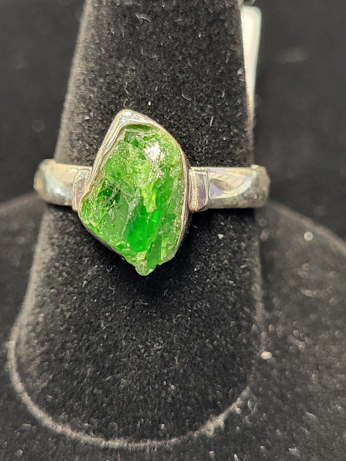 Chrome Diopside Freeform Ring Sterling Silver Size 8