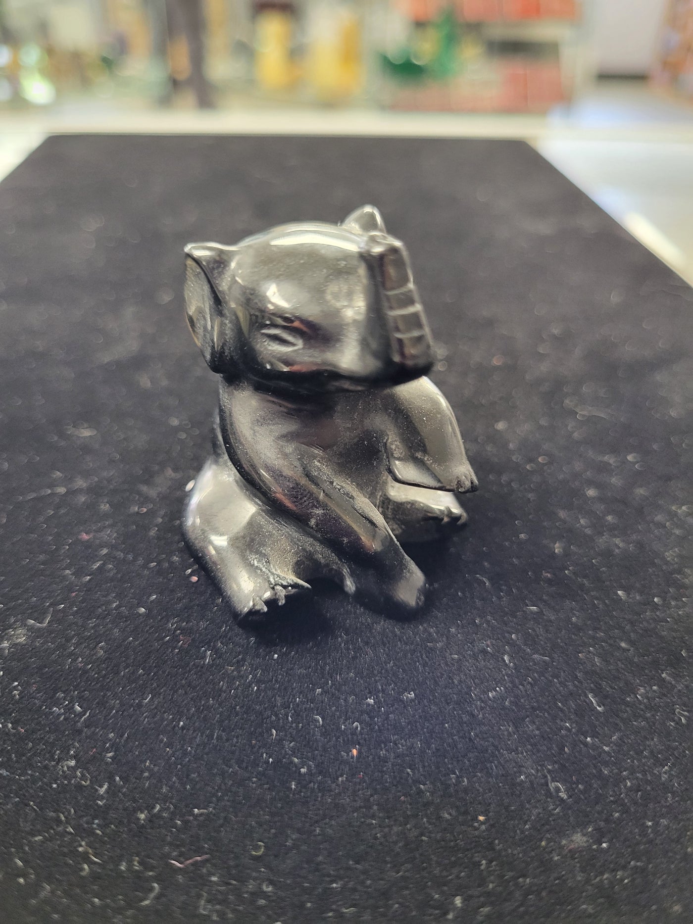 Elephant Sitting Obsidian Figurine 2.1"