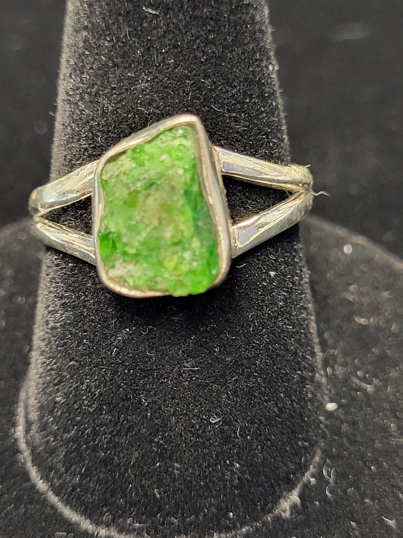 Chrome Diopside Freeform Ring Sterling Silver Size 7.5