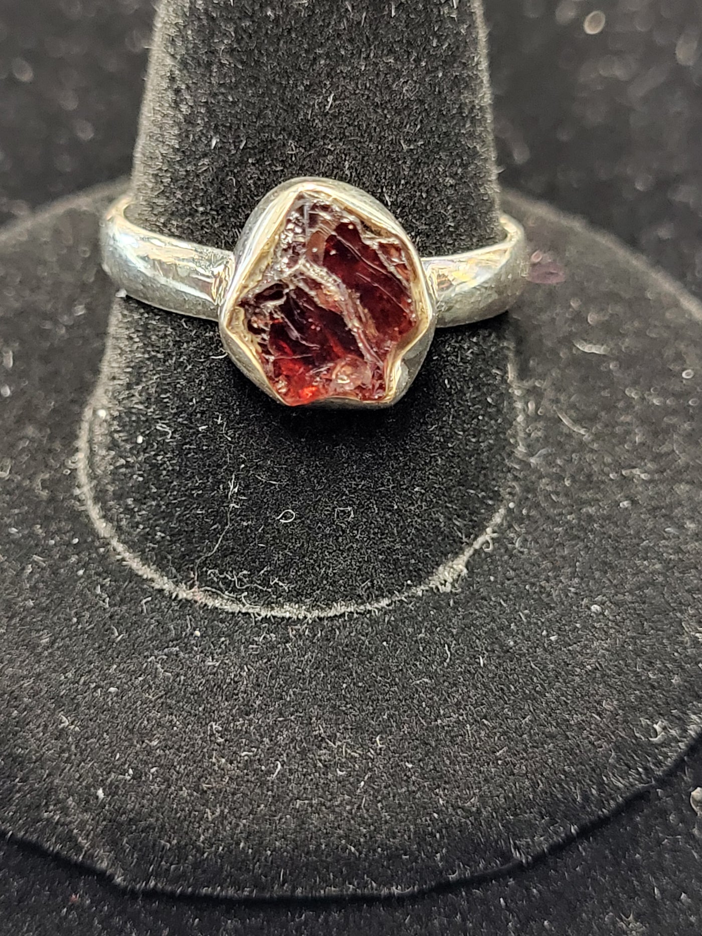 9.5 Garnet Freeform Sterling Silver Ring Size 9.5