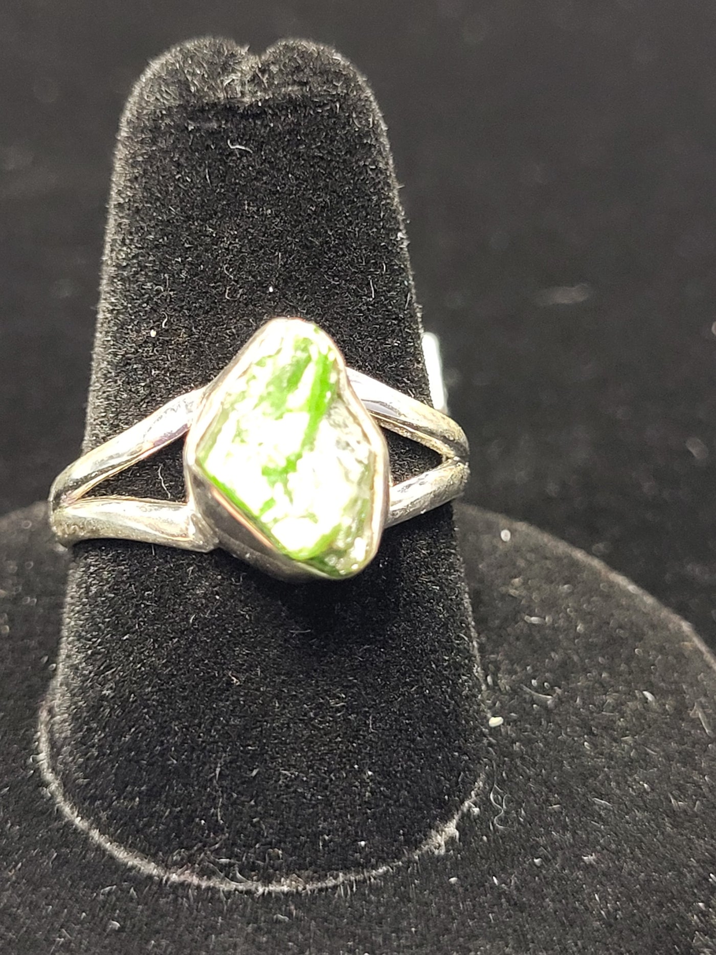 Chrome Diopside Freeform Ring Sterling Silver Size 8.5